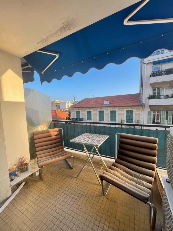 Les Lilas ~ Clim ~ Terrasse Apartment Nice Bagian luar foto